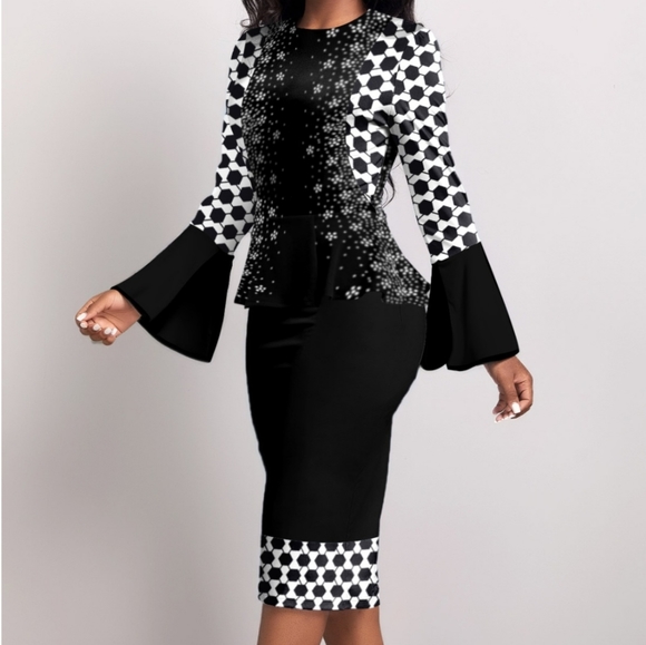 Black bodycon dress - Picture 3 of 3